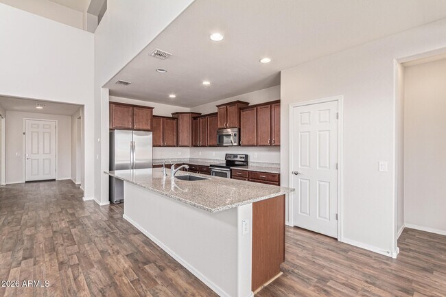 1130 W Danish Red Trail