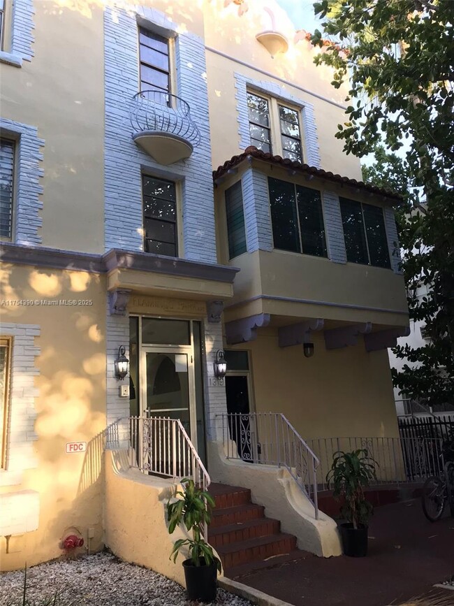 Photo - 1319 Meridian Ave Apartment Unit 302