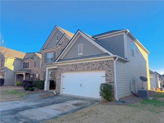 Building Photo - 3560 Golden Gate Ln