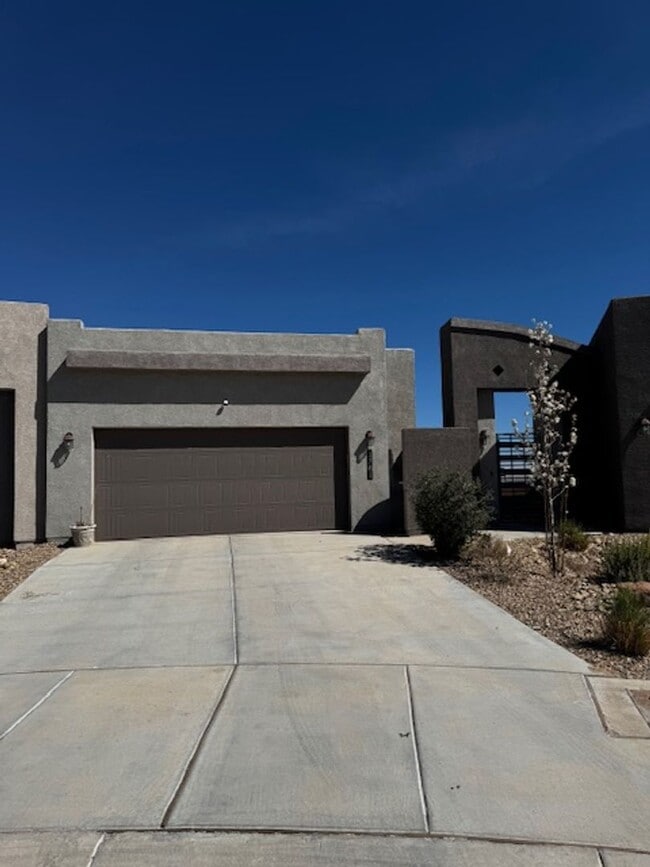 Photo - Newer 3 Bed / 2 Bath Home (Built 2024) in Los Lunas