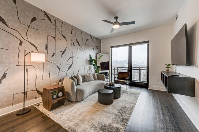 Building Photo - 1776 Peachtree Rd NE Unit ID1460734P