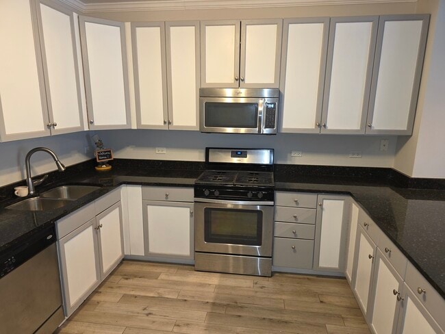 Photo - 1101 S State St