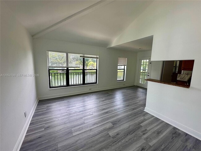 Building Photo - 8767 NW 39th St Unit 0