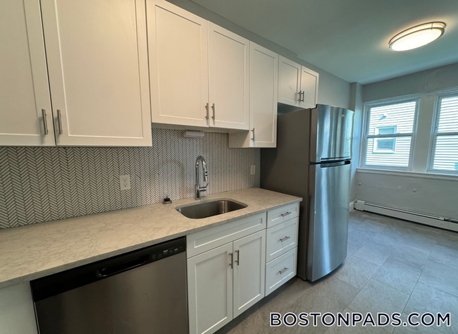 Building Photo - 233 Lafayette St