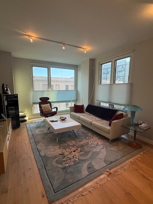 Photo - 11 Rose St Unit ID1332018P