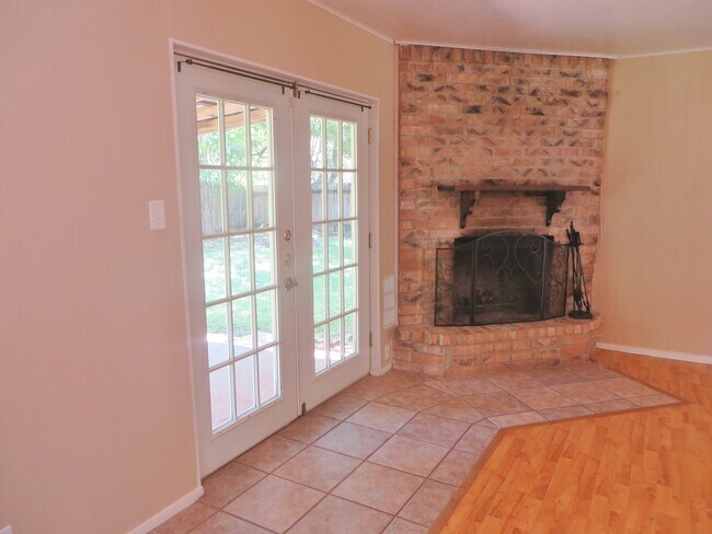 Photo - 3 Bedroom 2 Bathroom Georgetown Home