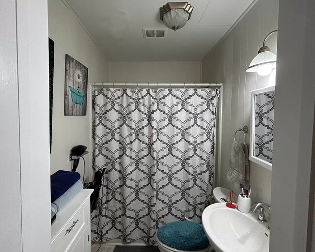 Photo - 3197 Deep River Rd