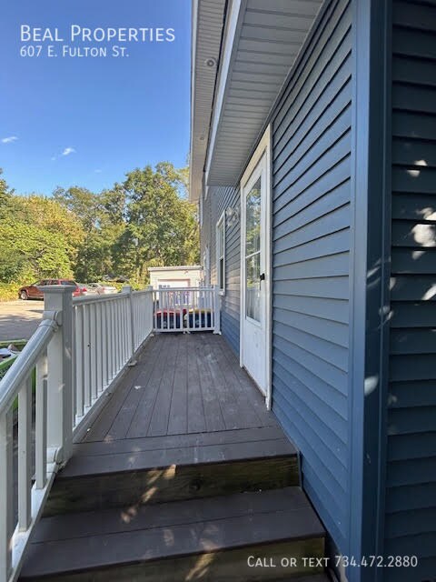 Photo - 607 Fulton St E