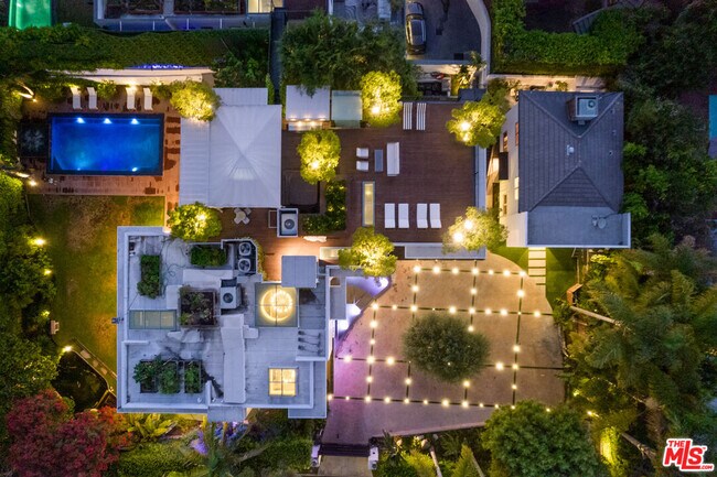 Photo - 1111 Sierra Alta Way