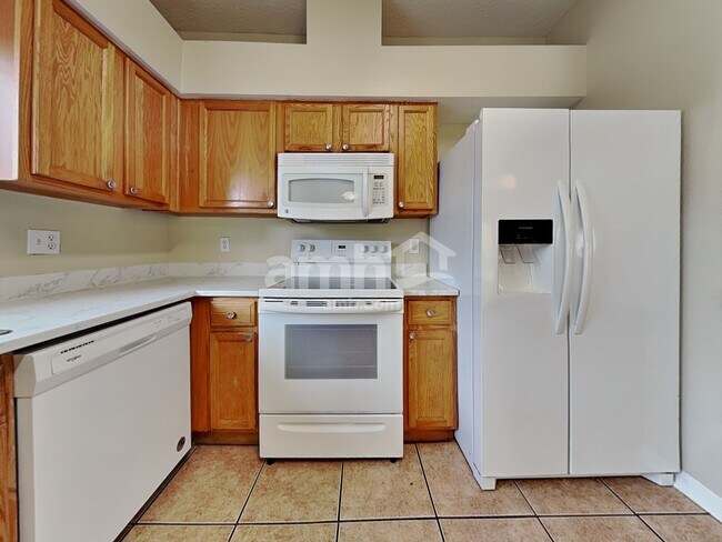 Photo - 25702 Aldus Dr