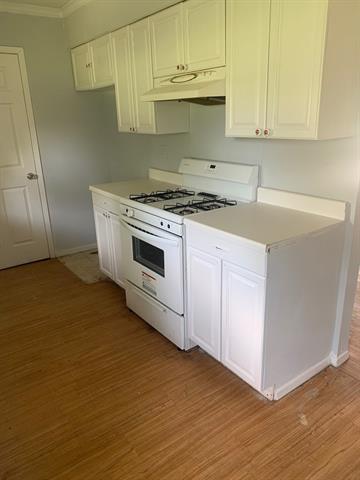 Photo - 679 Edgeglen Dr