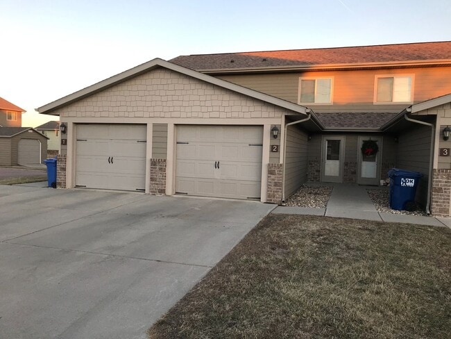 2 Bed/1.5 Bath Townhome For Rent! - 2 Bed/1.5 Bath Townhome For Rent!