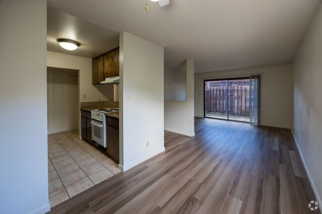 Building Photo - Coming Soon - WALK TO VIRGINIA LAKE! Rental