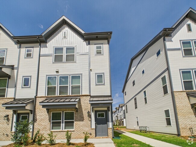 Building Photo - 1623 Blanche St Rental