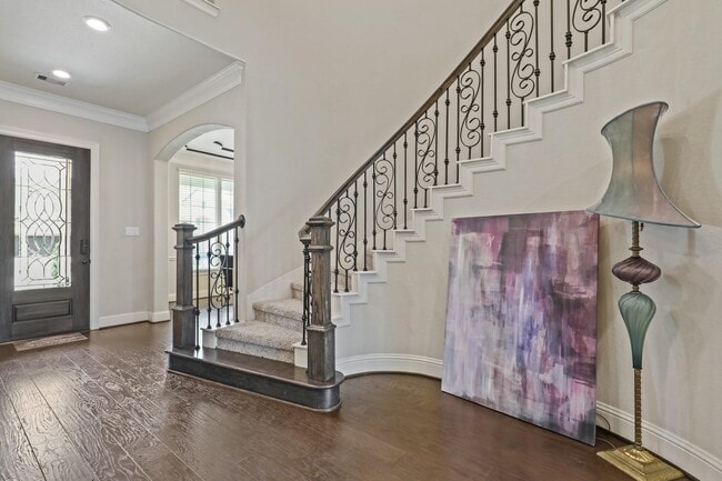 Photo - 5730 Balcones Ridge Ln