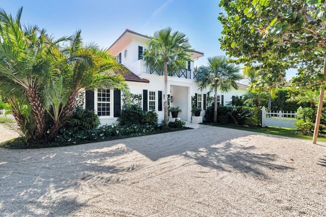 Photo - 130 Algoma Rd