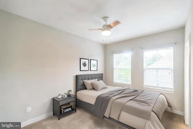 Building Photo - 107 Magnes Pl