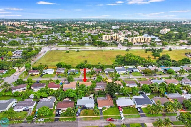 Photo - 6690 NW 30th St