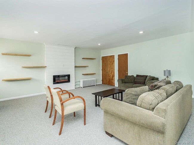 Photo - 60 Grove St