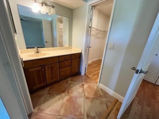 Photo - 2255 Lindell Blvd Unit 4209