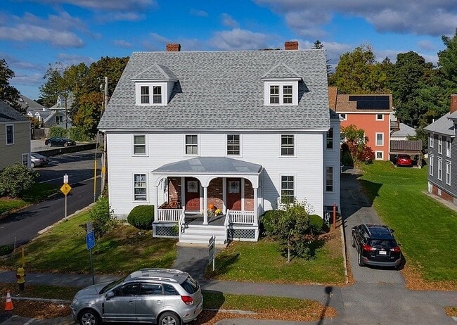 Photo - 32 Elm St Unit 32 elm st 1st flr