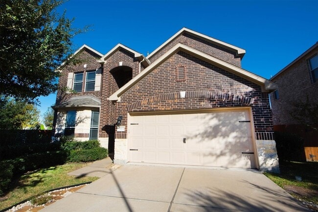 17422 Aldenwilds Ln