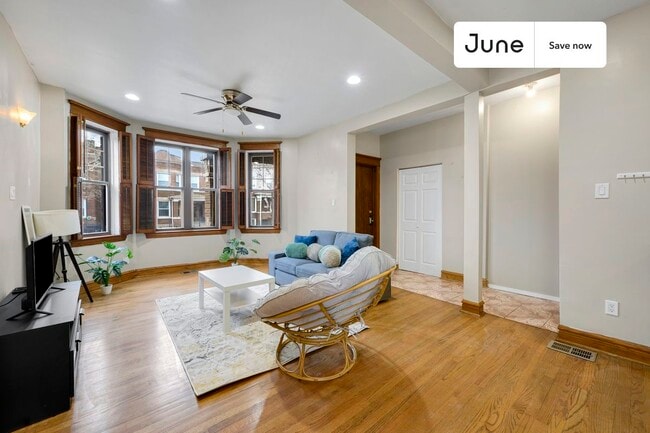 Photo - 1521 N Springfield Ave