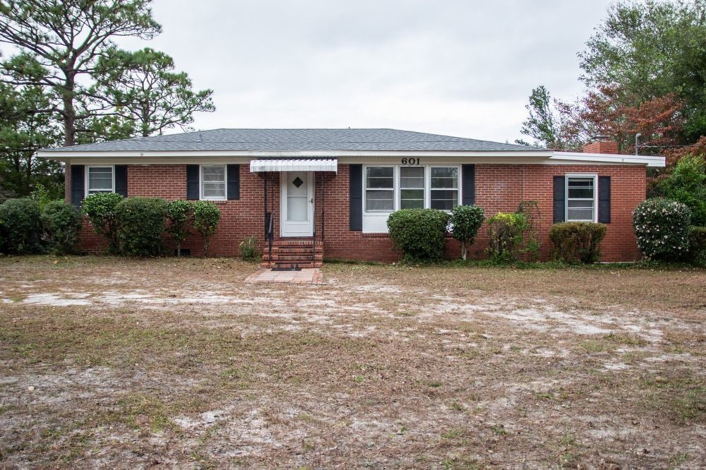 Photo - 601 Parkway Blvd-
