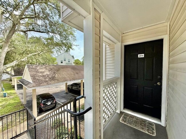Building Photo - 3311 Haviland Ct Unit 204