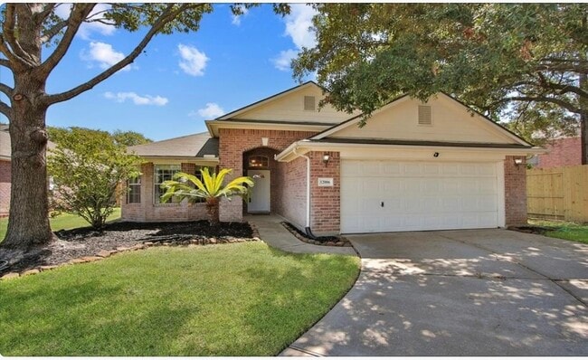 Building Photo - 12006 Cyprus Field