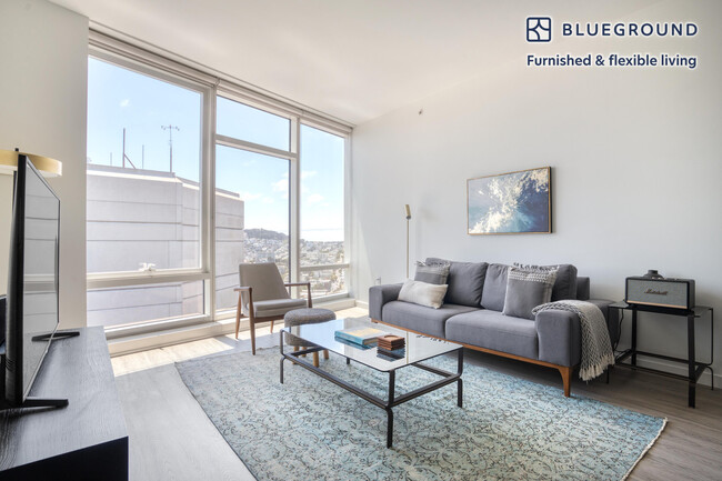 Building Photo - 8 10th St Rental