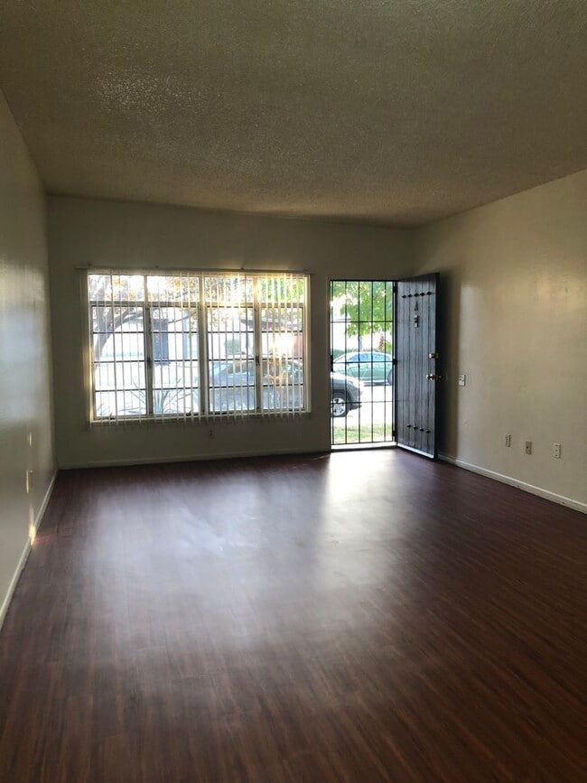 Photo - 3600 Sampson Ct Unit A