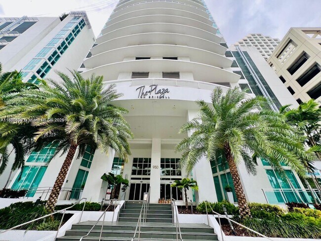 Photo - 950 Brickell Bay Dr Condo Unit 4409