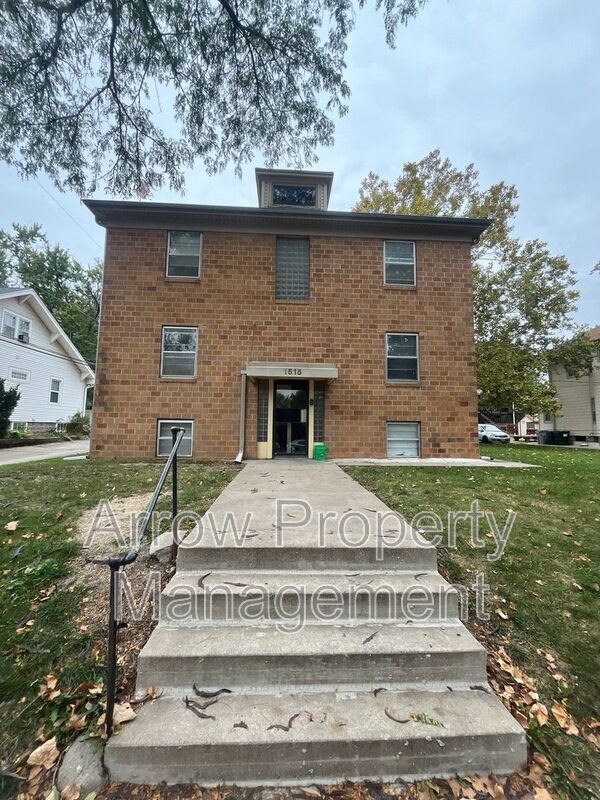 Building Photo - 1515 S 11th St Unit 3