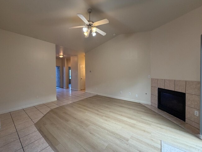 Photo - 4723 W Clinton Ave