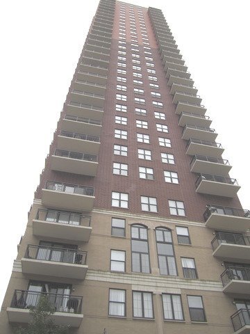 41 E 8th St Unit 3403