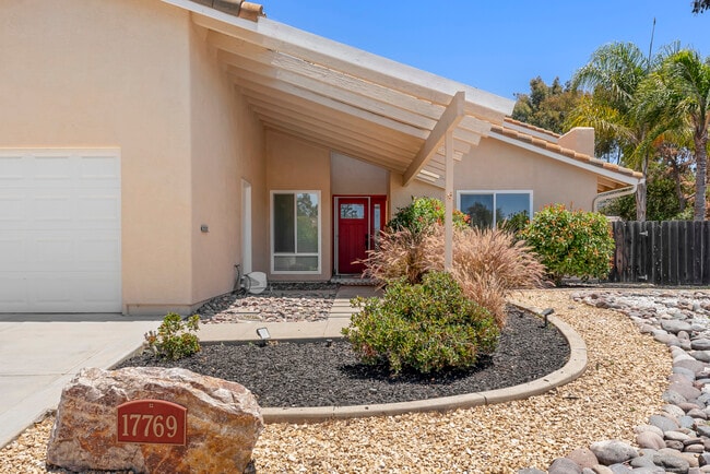 17769 Frondoso Dr