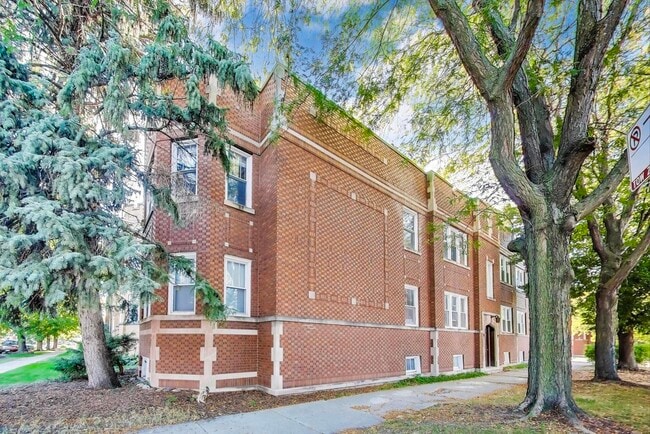 Photo - 3921 N Long Ave Unit 2N