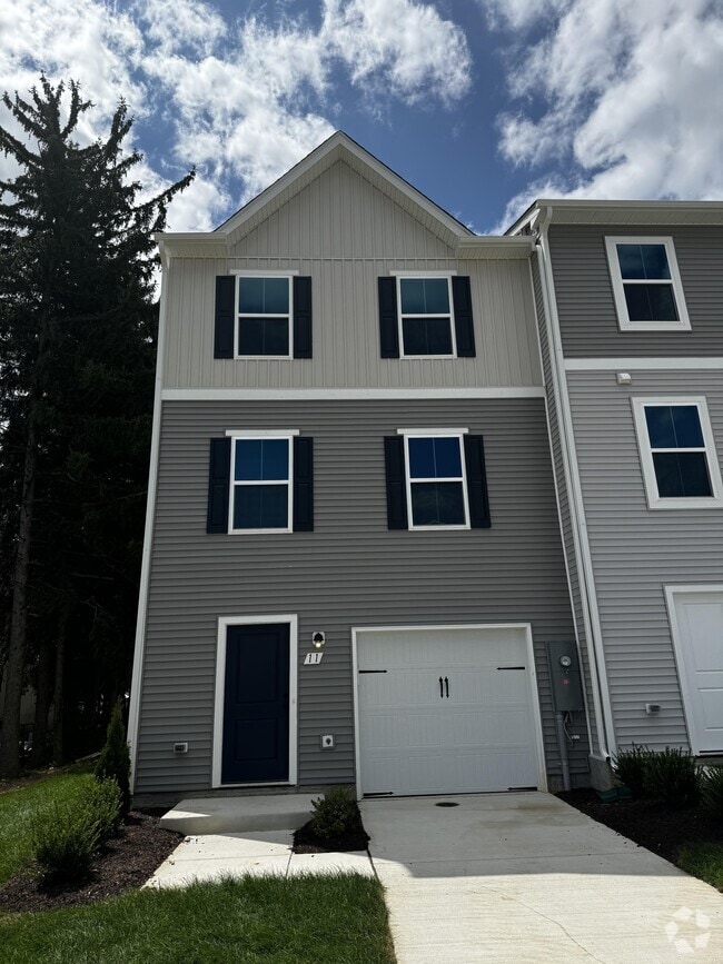 Building Photo - 11 Whimbrel Rd Rental