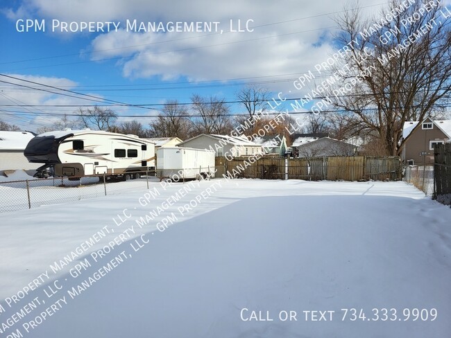 Photo - 6339 Hampden St