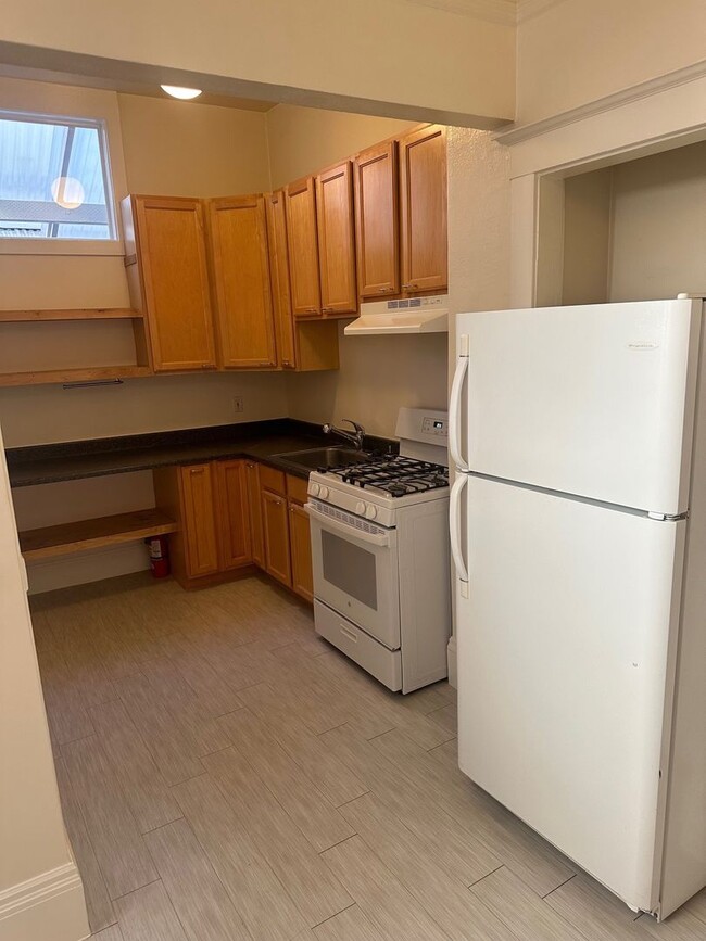 Webster &amp; Union - Webster &amp; Union Apartment Unit 2861 #04