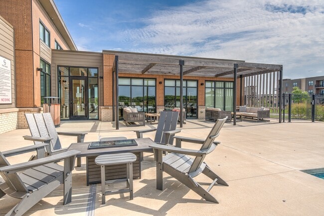 Statesman Apartments