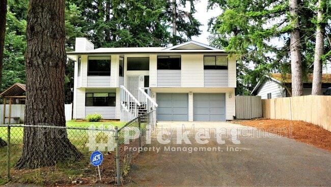 Photo - 13360 NW Holly Rd House