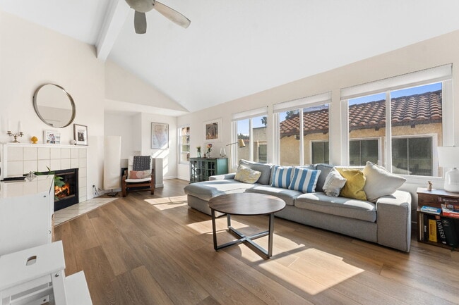 "Charming 3-Bed, 2-Bath Gem on Diamond St ... - "Charming 3-Bed, 2-Bath Gem on Diamond St ... Apartment