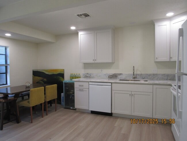 Photo - 7083-7083 Murieta Pkwy