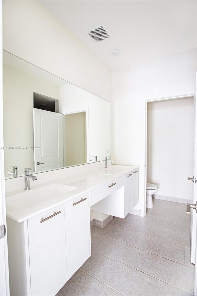 Photo - 8167 NW 41st St Unidad E104