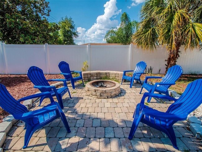 4401 Lenmore St Unit 3