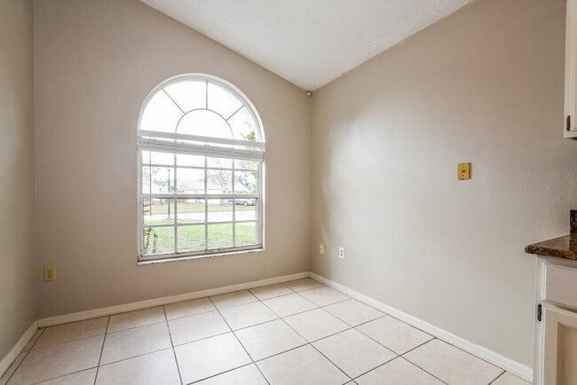 Photo - 11619 Goodwyck Dr