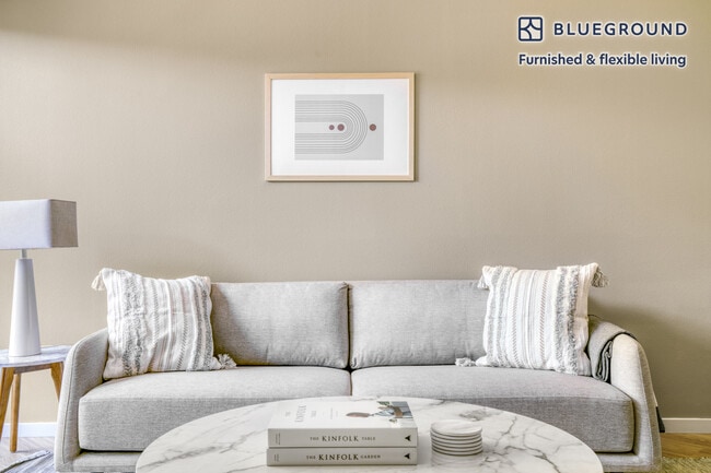 Photo - 6201 Hollywood Blvd Unidad FL4-ID839