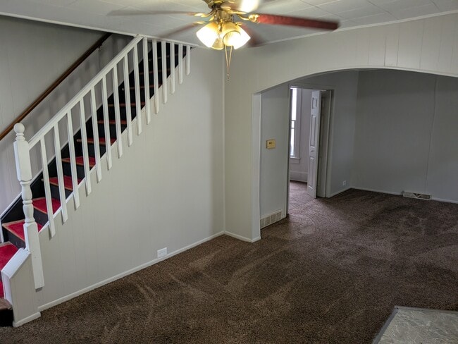 Photo - 77 N Pine St